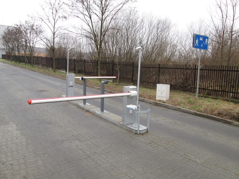 dodatkowy wjazd na parking 1